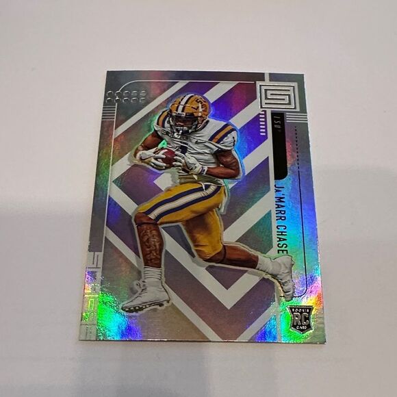Panini Trading Card with Silver and Purple Accents of ja’Marr Chase mint - Picture 2 of 3